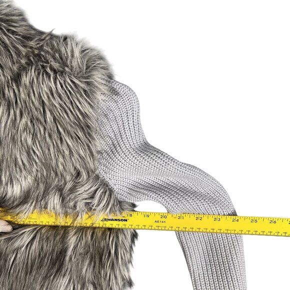 Express Womens S Oversized Merino Wool Blend Faux Fur Sweater Vest Knit Sleeves - Picture 10 of 16